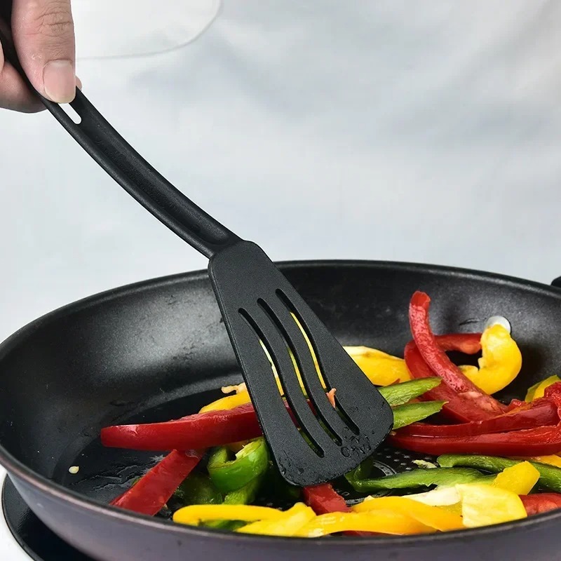 Juego de utensilios de cocina  - Camping Cooking And Eating Set reseña y precio